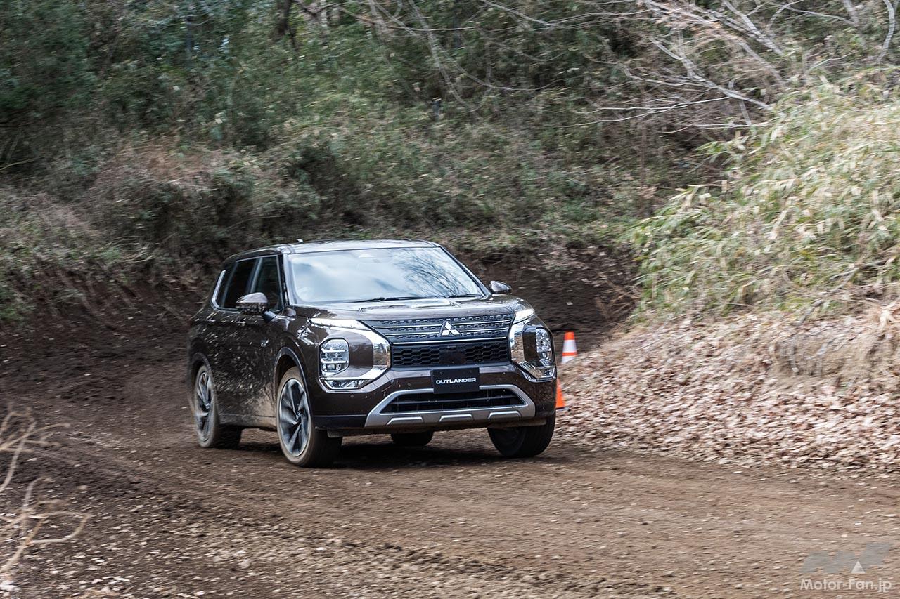 ランエボのdnaをオフロード走行で確認 完成度はrav4 Phvを上回る 三菱アウトランダーphev オフロード試乗 画像ギャラリー 6枚目 全21枚 Motor Fan モーターファン