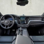 トミカ × リアルカー オールカタログ / No.22 ボルボ XC60 - 288164_Volvo_XC60_Recharge_T8_AWD_interior1