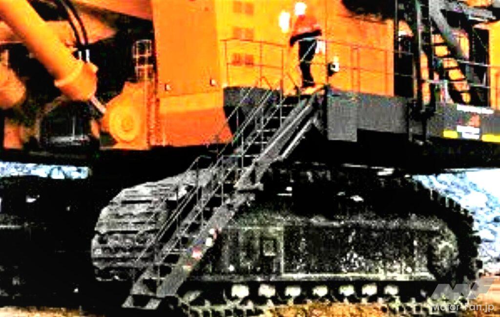 「トミカ × リアルカー オールカタログ / No.25 日立建機 ローディングショベル EX8000-7」の8枚目の画像
