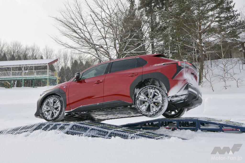 「雪上なのに自由自在！　電動AWDの恐るべきポテンシャルを体感【スバル・ソルテラ（試乗インプレッション）】」の6枚目の画像