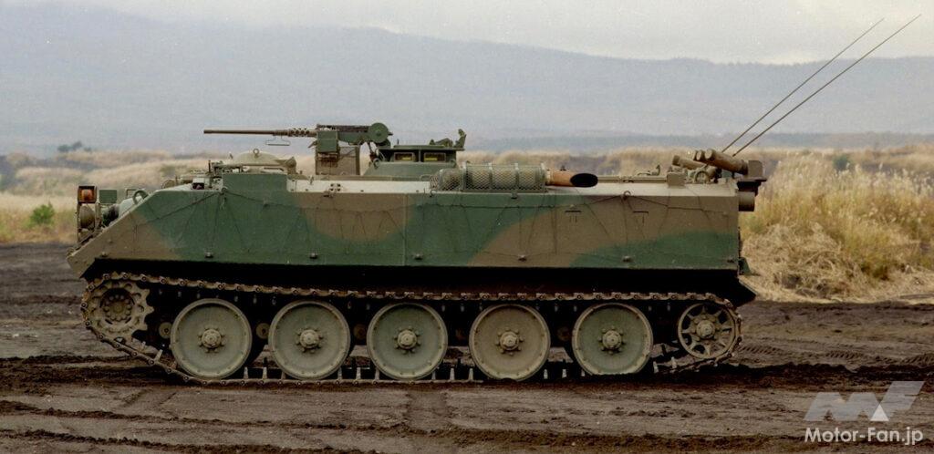 「陸上自衛隊：現役活動中の「73式装甲車」 古いが重宝されている装軌式・装甲人員輸送車」の2枚目の画像
