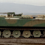 陸上自衛隊：現役活動中の「73式装甲車」 古いが重宝されている装軌式・装甲人員輸送車 - 02_７３式装甲車 (1)