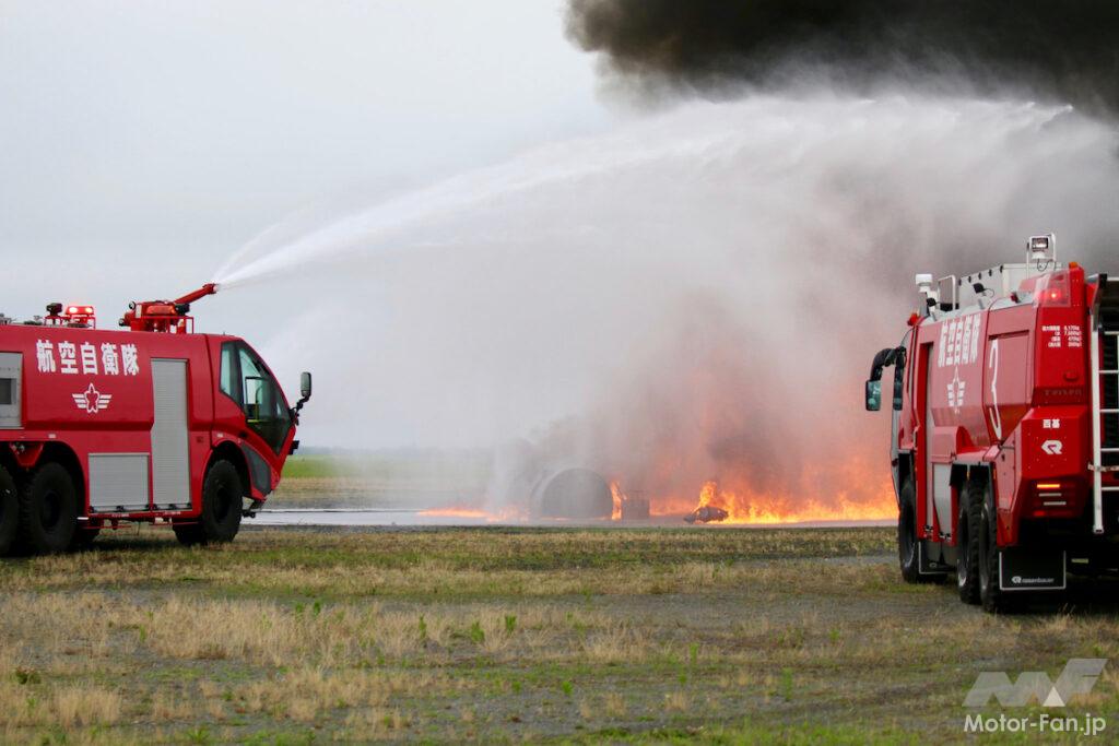 「航空自衛隊の消防車①：空自航空基地や飛行場の航空機火災などに対応する「破壊機救難消防車」」の7枚目の画像