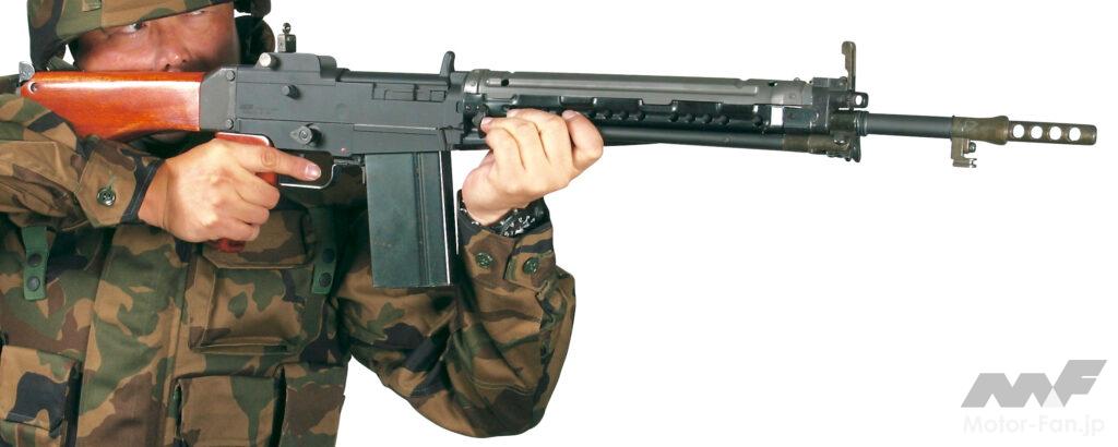 「陸海空自衛隊：戦後初の国産小銃「64式7.62mm小銃」は、古くはなったが一部で現役を続ける自動小銃だ」の4枚目の画像