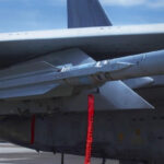 航空自衛隊：第一線で対領空侵犯措置にあたる「F-15J戦闘機」、日本の防空主力機の今後を考える - 05_AAM-5-1