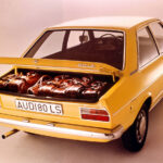 1972年に初代が発表された「アウディ80」が誕生から50周年の節目を迎える。時代の先駆けとなったベストセラー - 0617_Audi80-50th_06