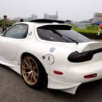 「人生最後の愛車に選んだFD3S！ メンテだけのつもりがフルエアロになったマツダRX-7！【クラシックカーヒストリックカーミーティングTTCM】」の2枚目の画像ギャラリーへのリンク