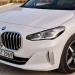 「BMW 新型「2シリーズ アクティブツアラー」が発売開始！４１８万円より。初代との違いは？」の9枚目の画像ギャラリーへのリンク