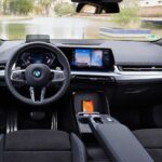 「BMW 新型「2シリーズ アクティブツアラー」が発売開始！４１８万円より。初代との違いは？」の7枚目の画像ギャラリーへのリンク