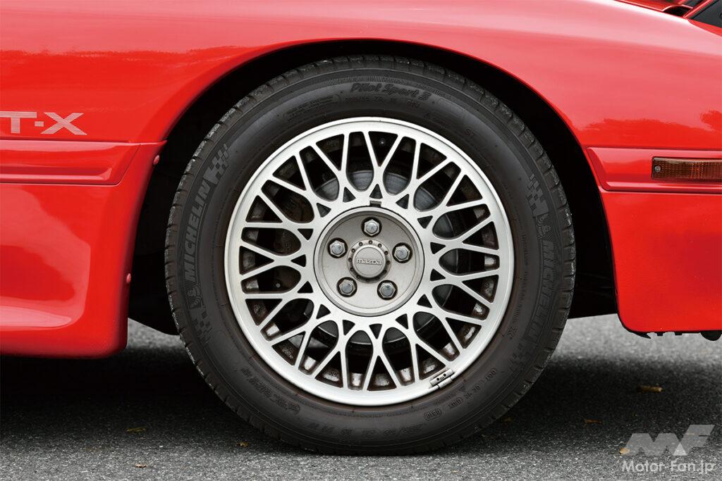 「80年代車再発見 1990年式・マツダ・サバンナRX-7 GT-X (1990/MAZDA SAVANNA RX-7 GT-X)」の8枚目の画像