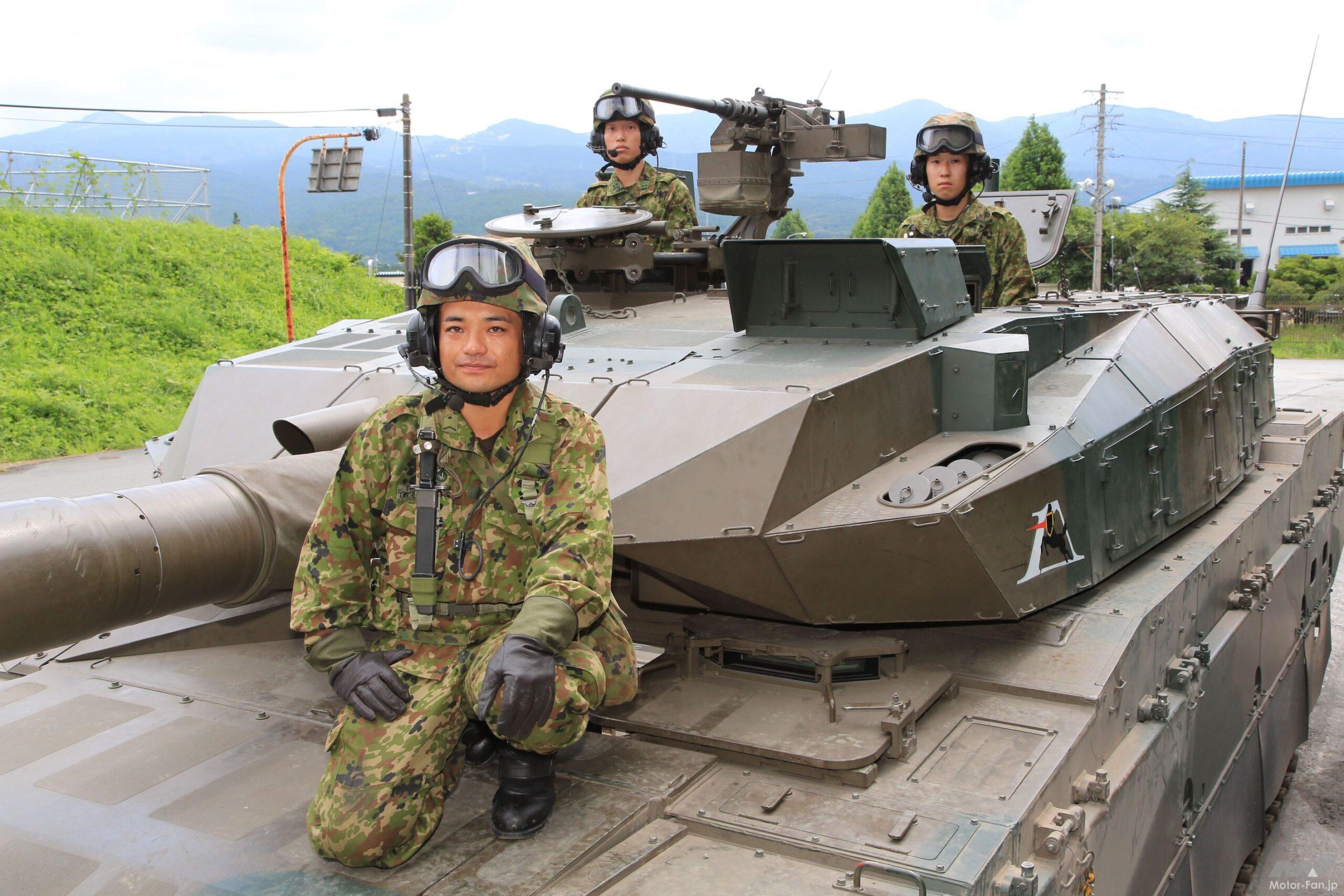 「陸上自衛隊：戦闘装甲車両上に、立つ?! モーターファンフェスタ2022に登場した87式偵察警戒車（RCV）」の10枚目の画像
