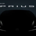 「トヨタが新型「プリウス」の発表を予告！ ワールドプレミアは11月16日」の1枚目の画像ギャラリーへのリンク