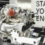 「新型メルセデスAMG SLが搭載する現代最強の2.0Lエンジン 電動ターボのM139とは」の1枚目の画像ギャラリーへのリンク
