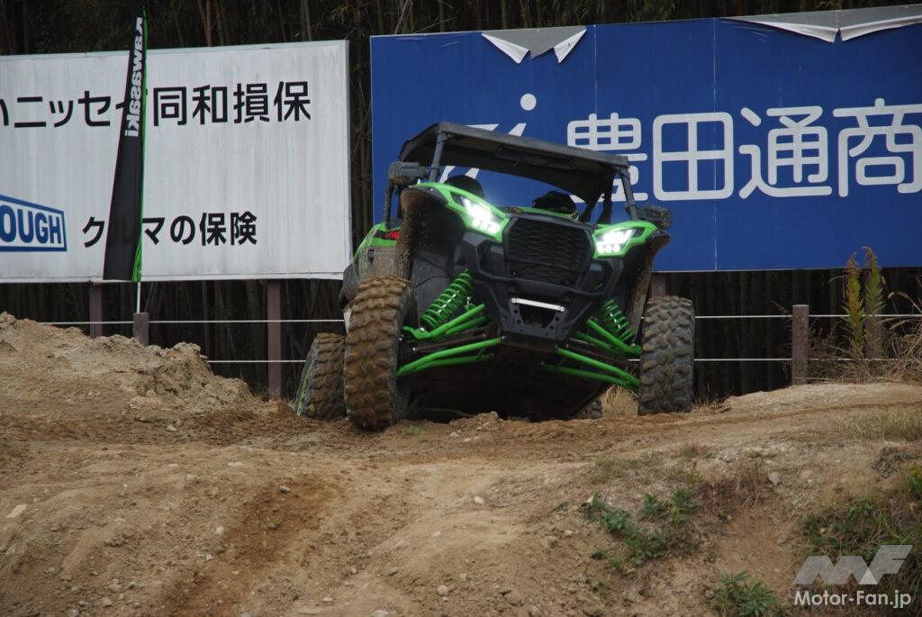 「カワサキが四輪を発売!? 岩山も登れるグリーンモンスター「TERYX KRX 1000」が日本逆上陸！ その驚くべき走破性能とは？」の32枚目の画像