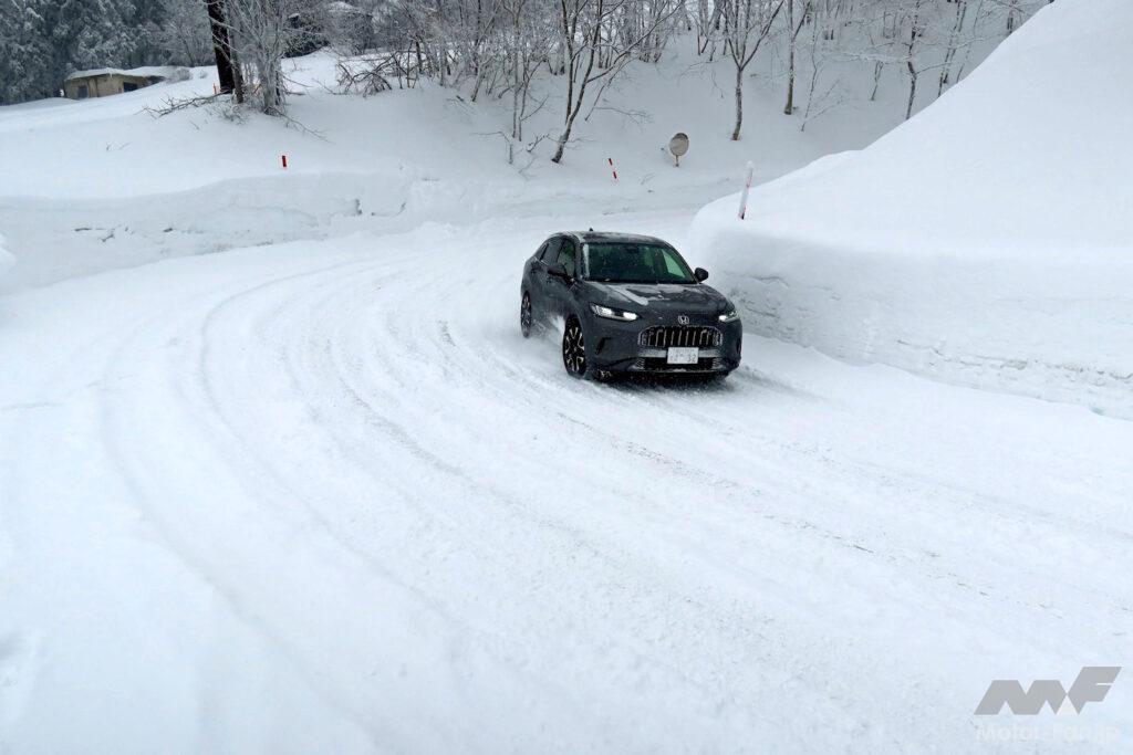 「ホンダZR-Vの雪上ドライブでリアルタイムAWDの実力を再確認「やっぱりAWDだな」」の10枚目の画像