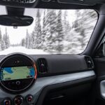「MINI クーパーS カントリーマン ALL4 特別仕様車「アンテイムド・エディション」が発表！北方スウェーデンにて氷上テストドライブを実施！」の1枚目の画像ギャラリーへのリンク