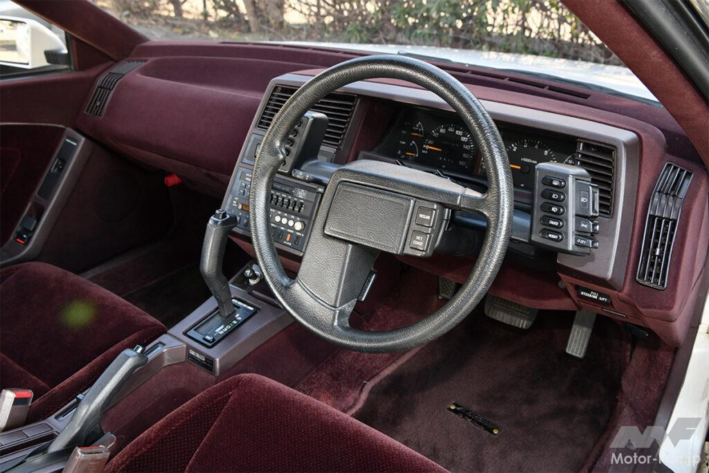 「まさにネオクラのど真ん中、富士重工がイメージリーダーとして発売した初代アルシオーネ! 80-90年代車再発見 1988年式・スバル・アルシオーネ4WD2.7VX 30thリミテッド(1988/SUBARU ALCYONE 4WD2.7VX 30th Limited)」の7枚目の画像