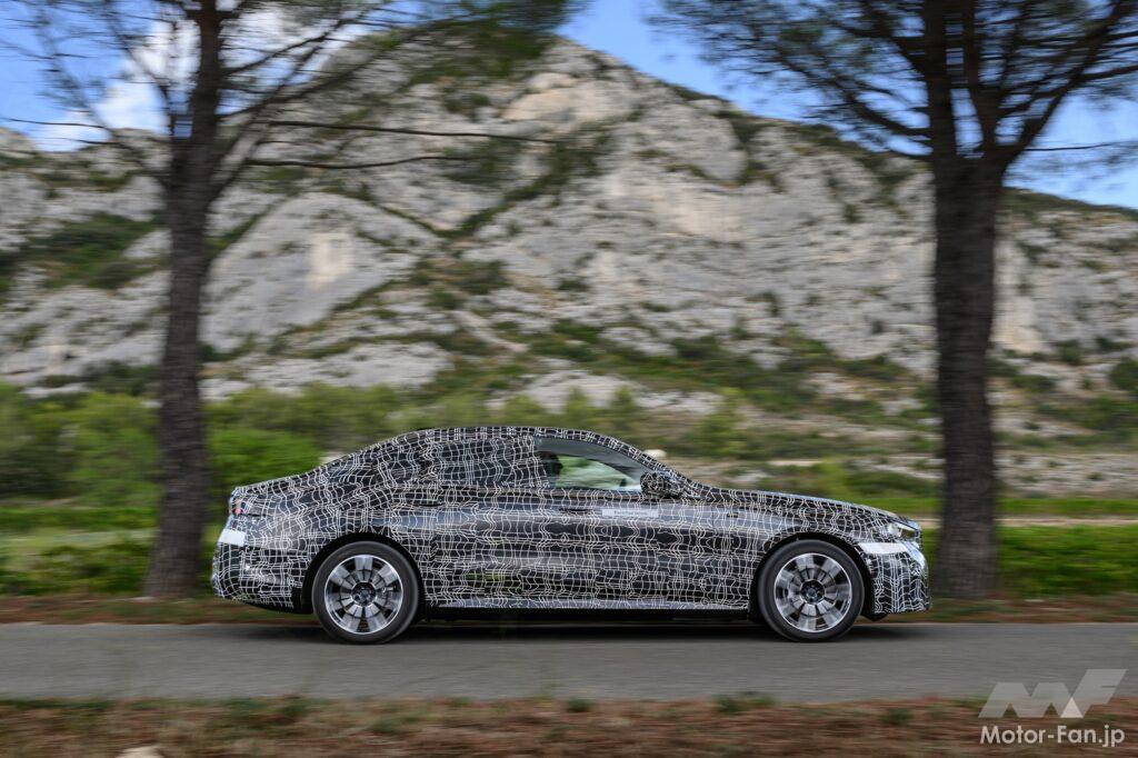 「新型BMW 5シリーズ、量産化準備終盤か！ サスペンション制御と運転支援システムの調整へ。世界初のアイトラッキング車線変更も搭載」の3枚目の画像