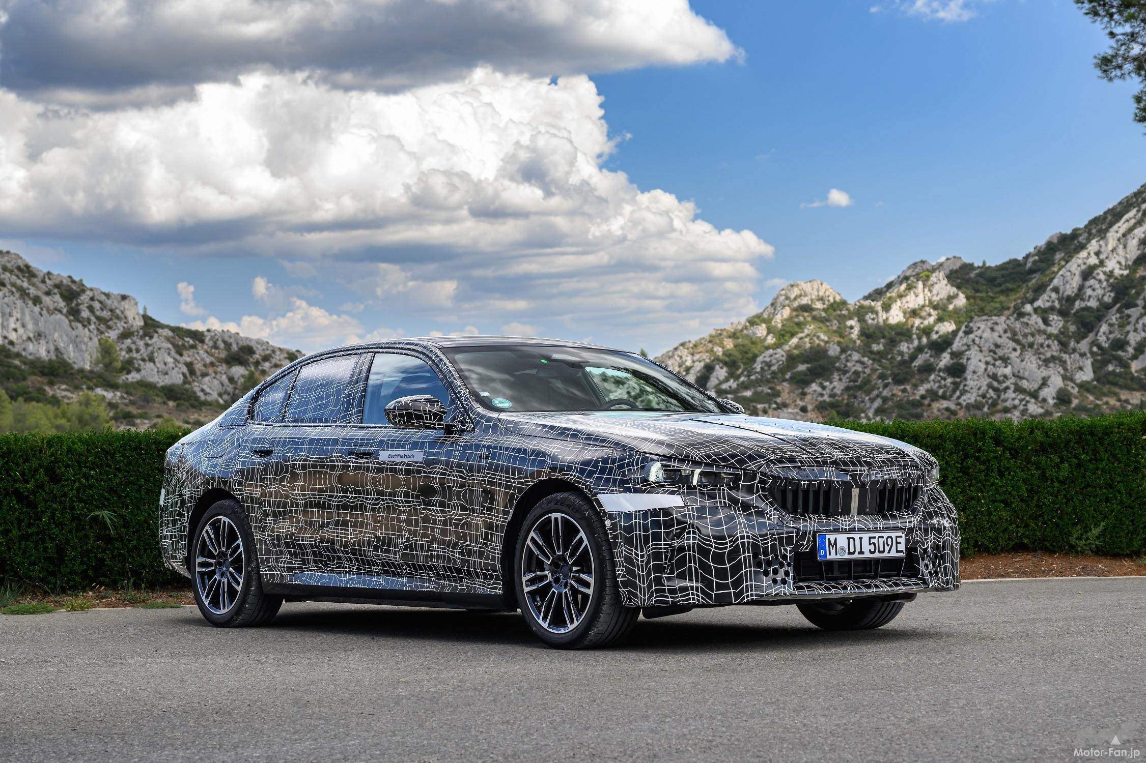 「新型BMW 5シリーズ、量産化準備終盤か！ サスペンション制御と運転支援システムの調整へ。世界初のアイトラッキング車線変更も搭載」の1枚目の画像