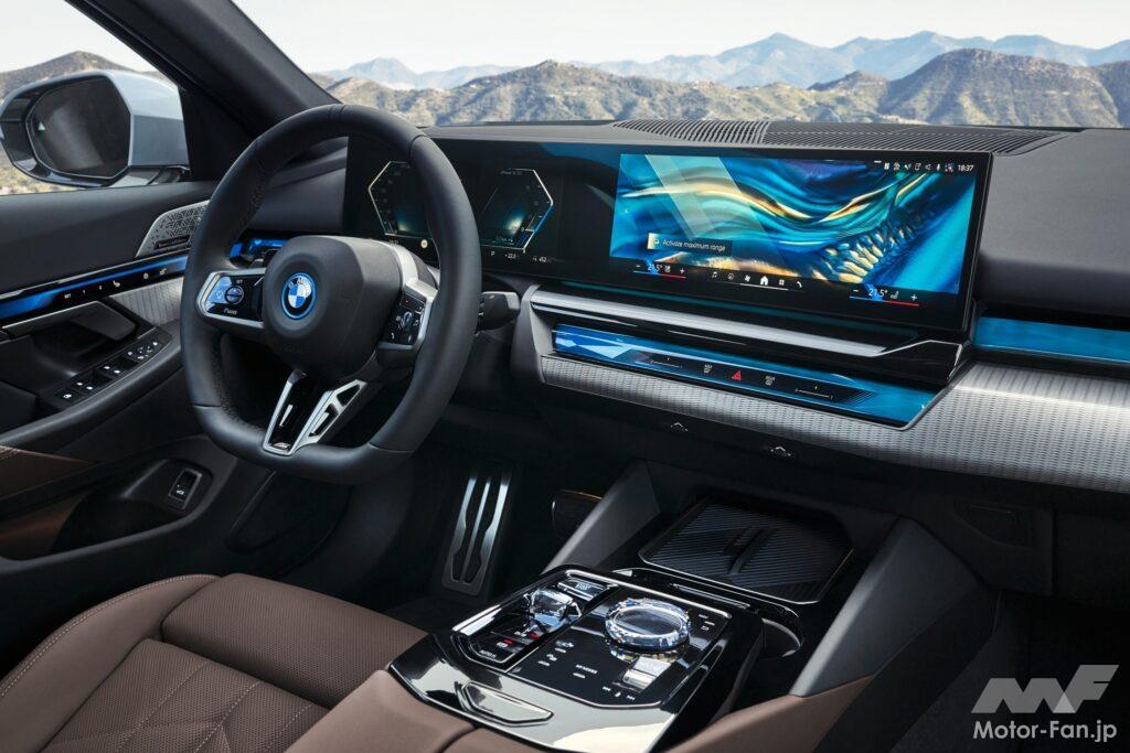 「BMW 新型5シリーズ・セダン発表！ シリーズ初の完全電動モデルは600PS/820Nmを発揮！ スタイリングを一新し、近代的なスポーティ・ラグジュアリーを実現」の1枚目の画像