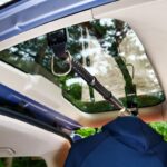 「レジャール『インテリア・バー』の多彩なアクセサリーを駆使して車内の頭上に収納スペースを作ろう！【CarGoodsMagazine 夏レジャー旅グッズ特集】」の3枚目の画像ギャラリーへのリンク