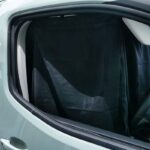 「BONFORM『プライバシーカーテン』はクルマの窓をすべて覆うから着替えも車中泊も安心!!【CarGoodsMagazine 夏レジャー旅グッズ特集】」の2枚目の画像ギャラリーへのリンク