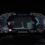 「燃料電池実験車両「BMW iX5ハイドロジェン」が公道を走る！ BMWが日本での実証実験をスタート！」の7枚目の画像ギャラリーへのリンク