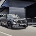 「メルセデスAMG初のパフォーマンス・ハイブリッドSUV「GLC 63 S Eパフォーマンス」が発表！2.0Lターボエンジン+電気モーターユニットにより、680PS/1020Nmの高出力パフォーマンスを実現！」の1枚目の画像ギャラリーへのリンク