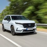 「6代目ホンダ『CR-V』が欧州デビュー! 欧州ホンダ初のe:PHEVを搭載、ダイナミックなパフォーマンスを実現しながら、電動航続距離82kmを確保して実用性も十分!」の63枚目の画像ギャラリーへのリンク