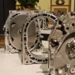 「マツダ8C型ロータリーは、SKYACTIVで培った技術で新開発した『理想を追求した新しいロータリーエンジン』だ【内燃機関超基礎講座】」の47枚目の画像ギャラリーへのリンク