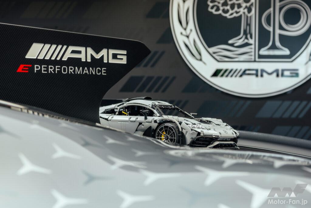 「メルセデスAMGお墨付き、エンスージアストのための1/8スケール・ハイパーカー『メルセデスAMG ONE』ブロックモデルが登場!」の3枚目の画像