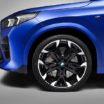 「新型BMW「X2」電気自動車の「iX2」を発表！ボディを拡大しアグレッシブなエクステリアに！」の1枚目の画像ギャラリーへのリンク