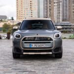 「電気の新型MINI「カントリーマンSE ALL4」はソリッドなスタイリングが魅力！MINIらしさを残しながらモダンで先進的なルックスにアップグレード！」の4枚目の画像ギャラリーへのリンク