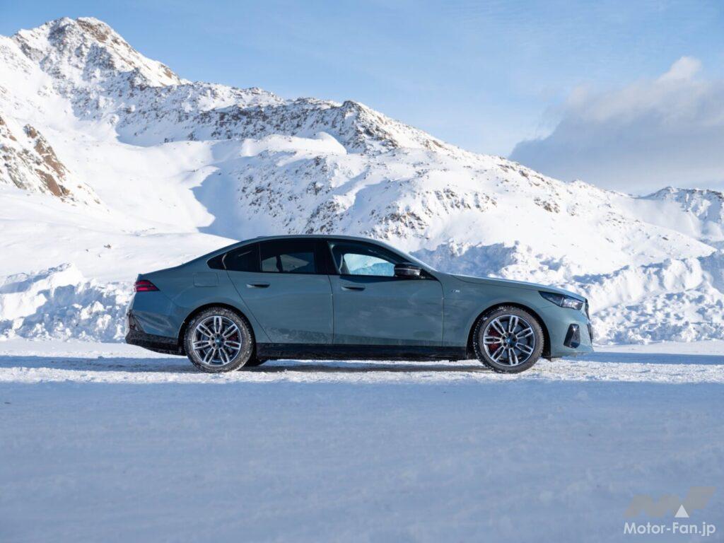 「BMW、新型5シリーズ&ドライバーレス車両のテスト走行を、オーストリアの氷上で現地メディア向けに実施！」の37枚目の画像