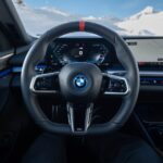 「BMW、新型5シリーズ&ドライバーレス車両のテスト走行を、オーストリアの氷上で現地メディア向けに実施！」の29枚目の画像ギャラリーへのリンク