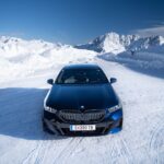 「BMW、新型5シリーズ&ドライバーレス車両のテスト走行を、オーストリアの氷上で現地メディア向けに実施！」の23枚目の画像ギャラリーへのリンク