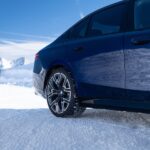 「BMW、新型5シリーズ&ドライバーレス車両のテスト走行を、オーストリアの氷上で現地メディア向けに実施！」の21枚目の画像ギャラリーへのリンク