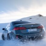 「BMW、新型5シリーズ&ドライバーレス車両のテスト走行を、オーストリアの氷上で現地メディア向けに実施！」の16枚目の画像ギャラリーへのリンク