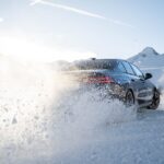 「BMW、新型5シリーズ&ドライバーレス車両のテスト走行を、オーストリアの氷上で現地メディア向けに実施！」の14枚目の画像ギャラリーへのリンク