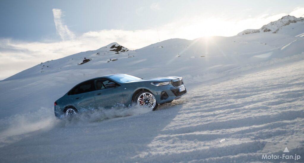 「BMW、新型5シリーズ&ドライバーレス車両のテスト走行を、オーストリアの氷上で現地メディア向けに実施！」の7枚目の画像