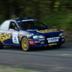 「WRCを走ったインプレッサWRXを運転した！ カルロス・サインツがドライブした本物のプロドライブ製グループAマシンです!!」の2枚目の画像ギャラリーへのリンク
