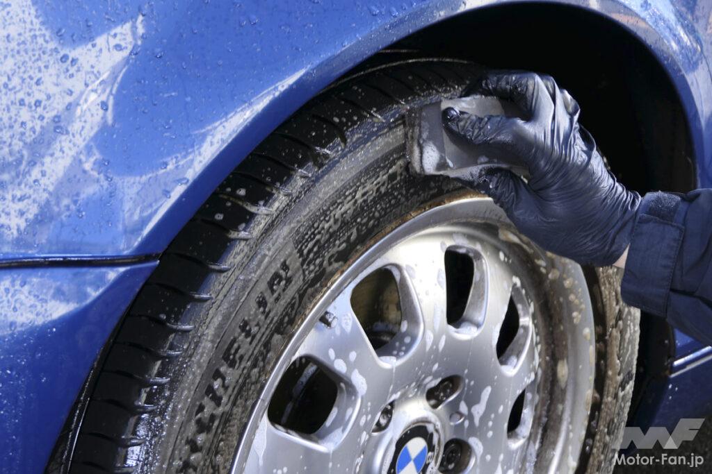 「タイヤとホイールのしつこい汚れが専用洗剤と便利ツールでキレイになる!? ソフト99『ディグロス』を使ってみた【CarGoodsMagazine】」の3枚目の画像
