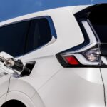 「ホンダCR-V 水素燃料電池車で日本導入 しかもプラグインで電気でも走れるのだ」の6枚目の画像ギャラリーへのリンク