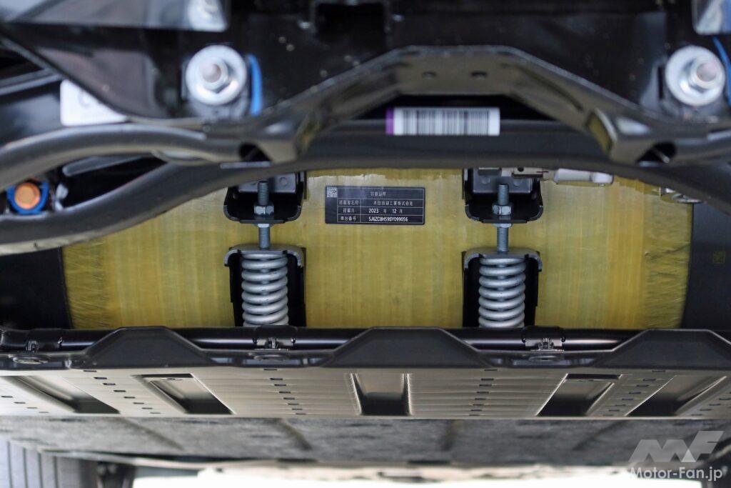 「ホンダCR-V 水素燃料電池車で日本導入 しかもプラグインで電気でも走れるのだ」の10枚目の画像