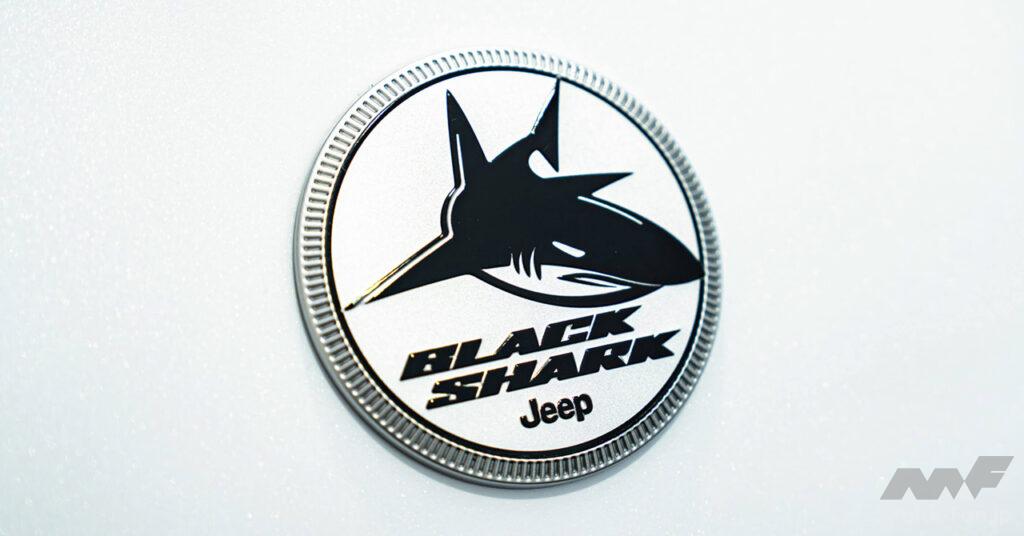 「200台限定で545万円！ジープ・コンパスをブラックパーツで精悍なルックスに仕立てた「ブラックシャーク」が登場！」の5枚目の画像