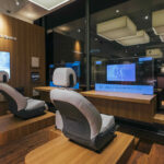 「東京・代官山の蔦屋書店にヒョンデIONIQ5のリラクゼーションコンフォートシートを設置した「ヒョンデ・スペース」が誕生！」の1枚目の画像ギャラリーへのリンク