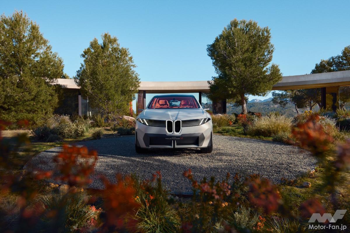 「これが次世代BMW X3だ!! BMWが新型『ビジョン・ノイエ・クラッセＸ』を初公開!」の2枚めの画像