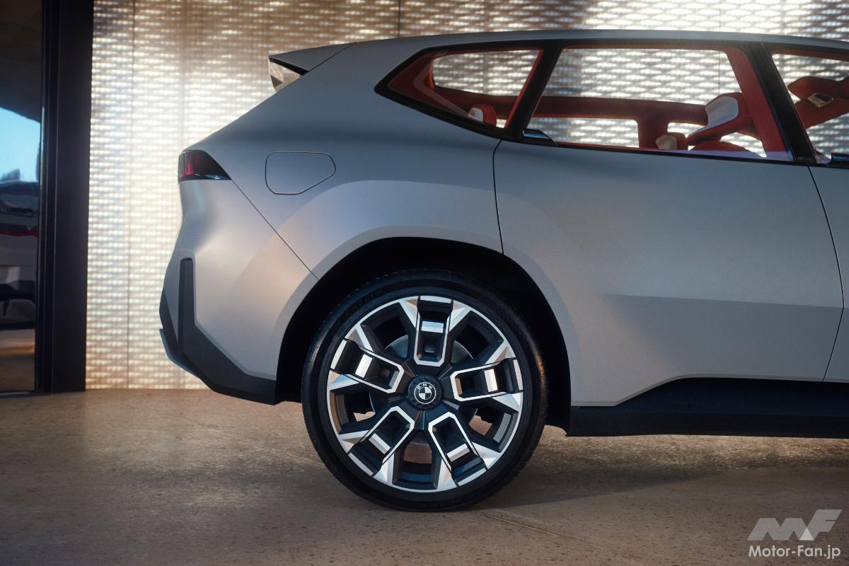 「これが次世代BMW X3だ!! BMWが新型『ビジョン・ノイエ・クラッセＸ』を初公開!」の10枚めの画像