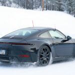 「電動化はどうなる!? ポルシェ「911」改良新型、謎のプロトタイプが初出現！ 」の11枚目の画像ギャラリーへのリンク