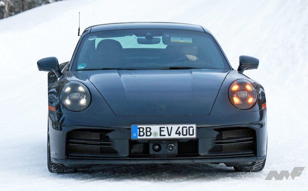 「電動化はどうなる!? ポルシェ「911」改良新型、謎のプロトタイプが初出現！ 」の2枚目の画像